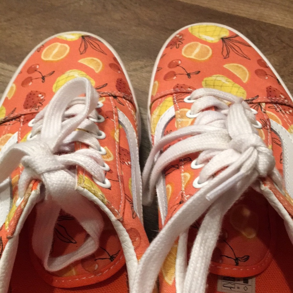 Vans Coral /Orange Fruit Print Sneakers Woman’s Size 6 - Picture 16 of 17